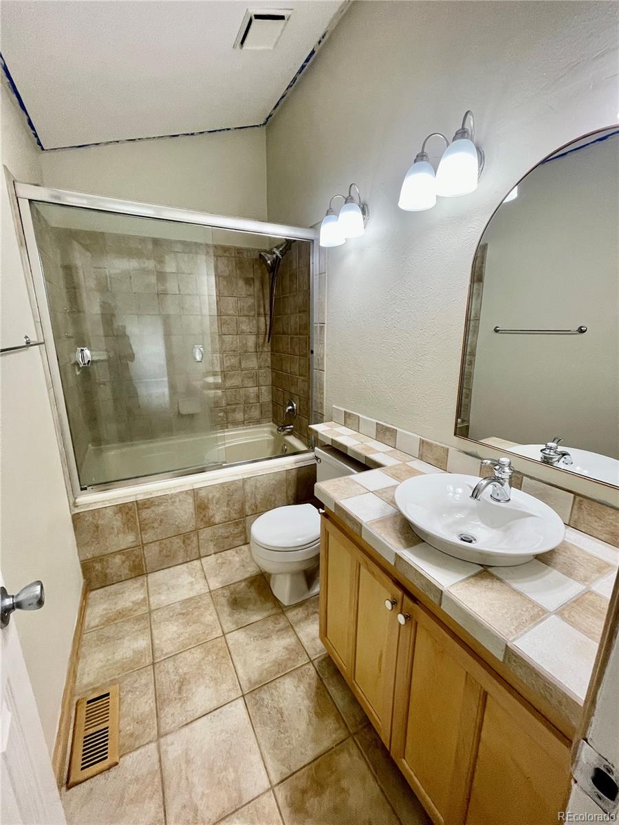 MLS Image #13 for 7240 w yale avenue,denver, Colorado