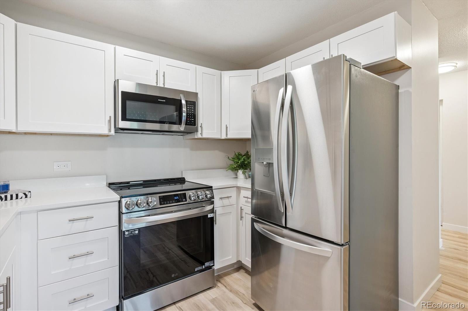 MLS Image #6 for 9380 e center avenue,denver, Colorado