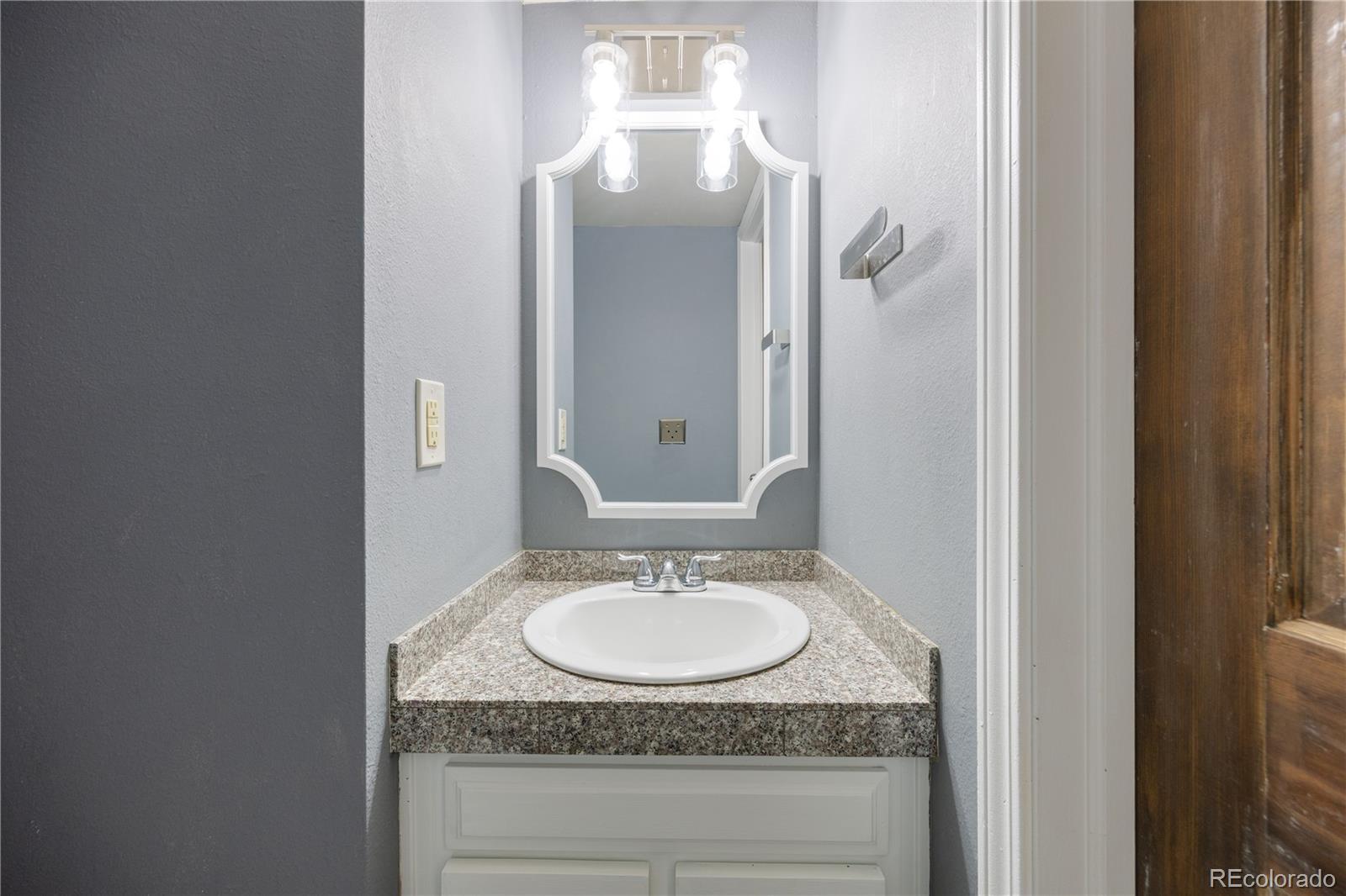MLS Image #11 for 2540 e geddes place,centennial, Colorado