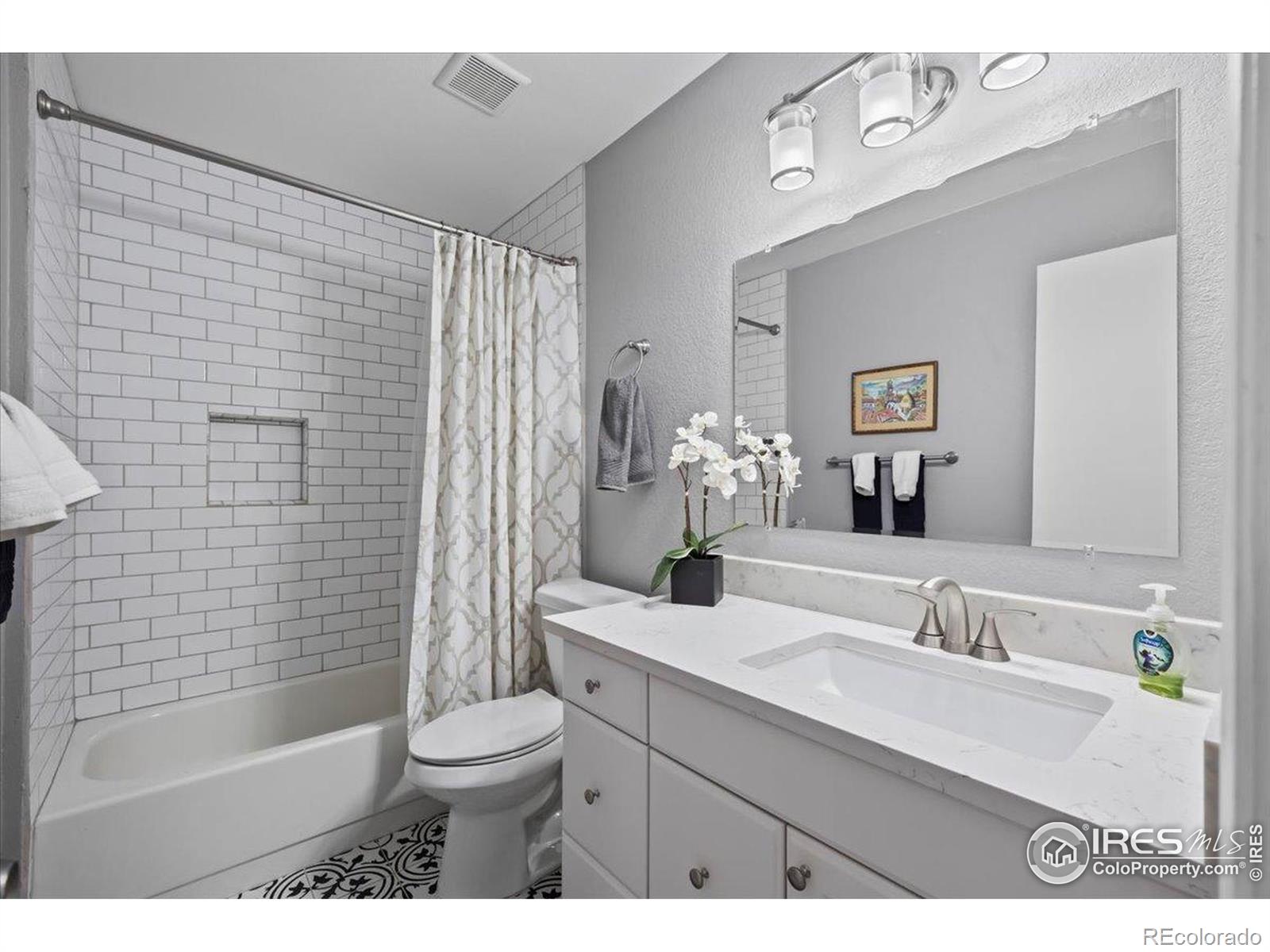 MLS Image #10 for 42  scott drive,broomfield, Colorado