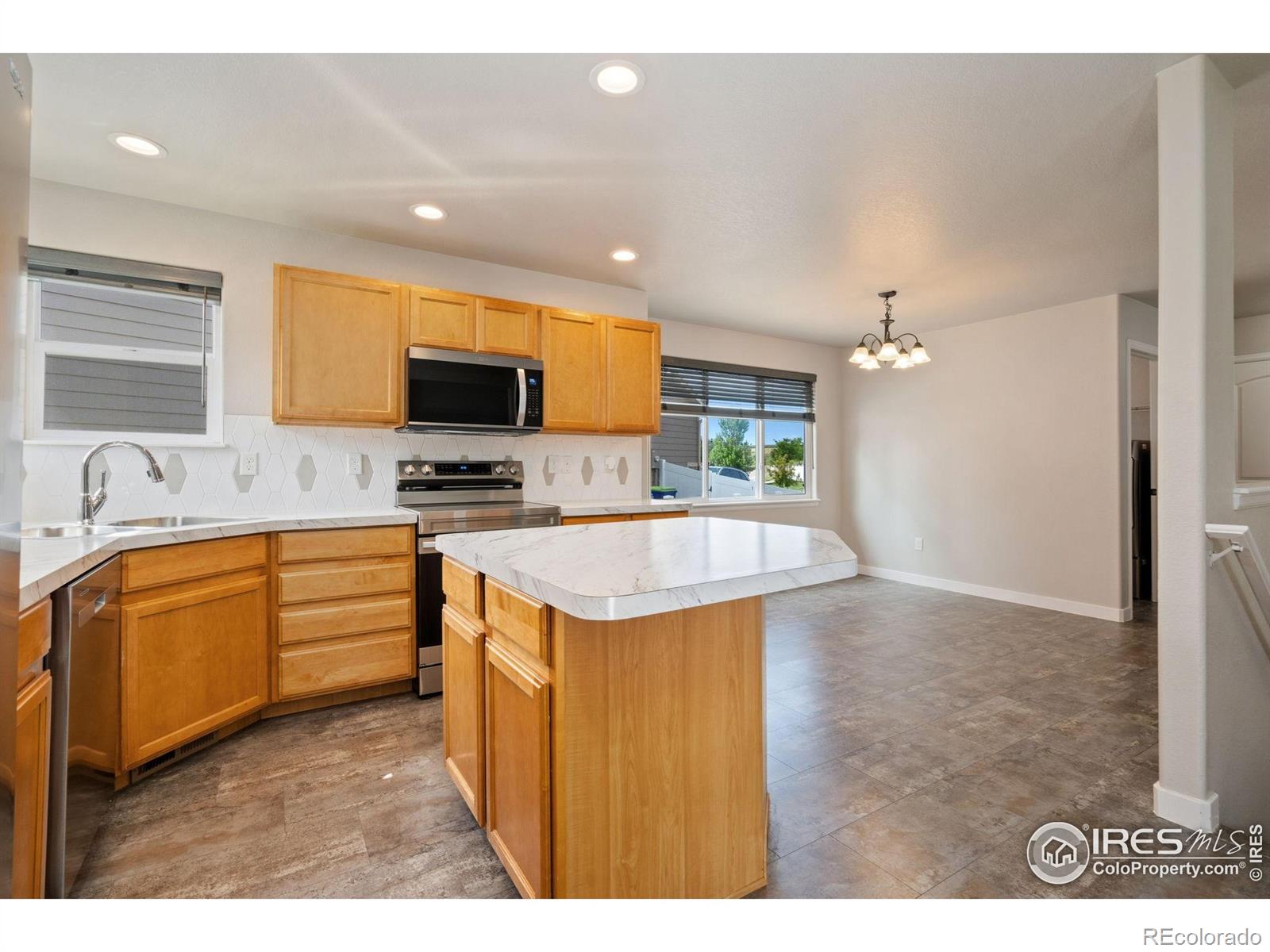 MLS Image #7 for 2284  talon parkway,greeley, Colorado