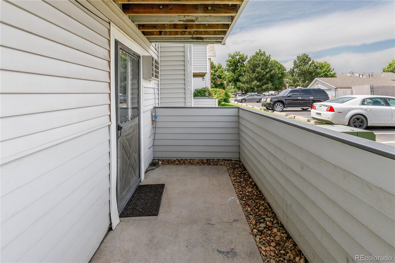 MLS Image #14 for 10150 e virginia avenue,denver, Colorado