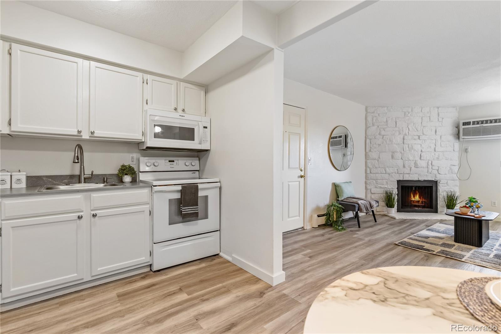 MLS Image #7 for 10150 e virginia avenue,denver, Colorado