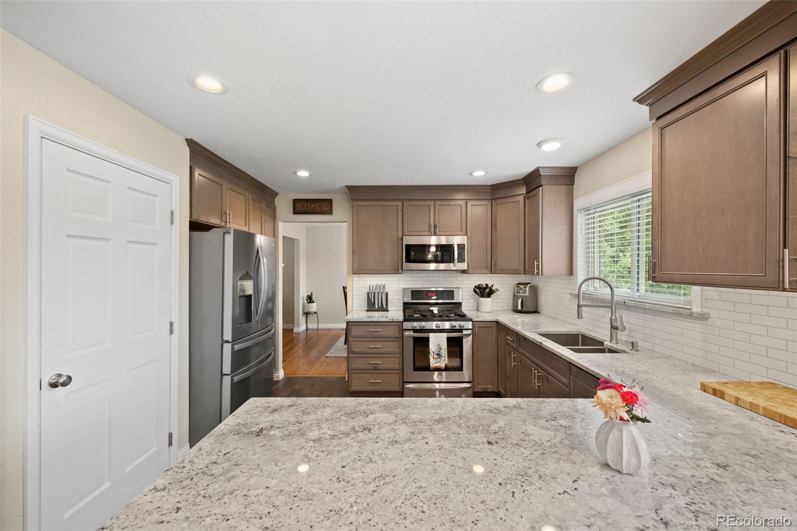 MLS Image #10 for 7874 s harrison circle,centennial, Colorado