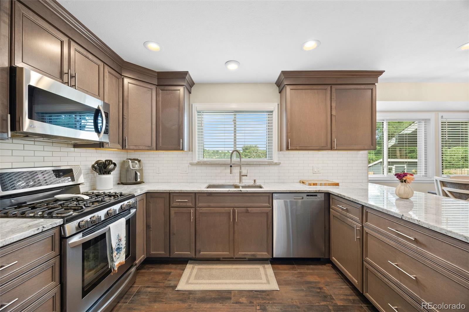 MLS Image #11 for 7874 s harrison circle,centennial, Colorado