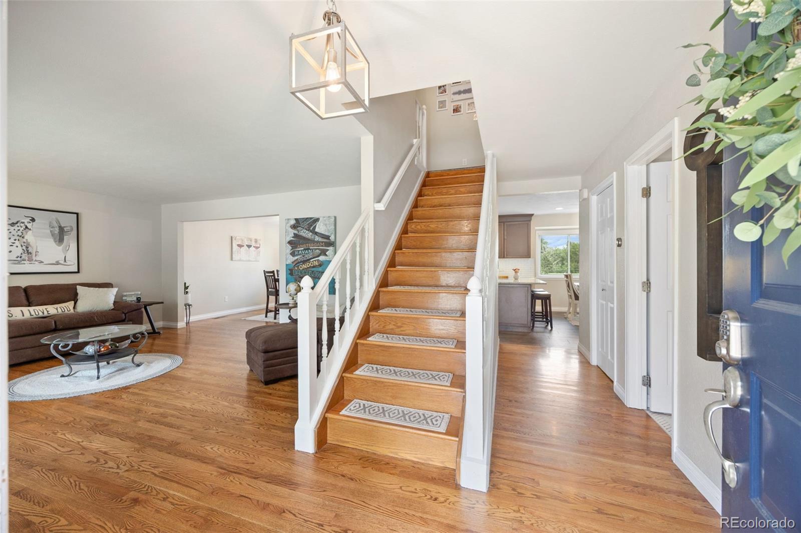 MLS Image #4 for 7874 s harrison circle,centennial, Colorado