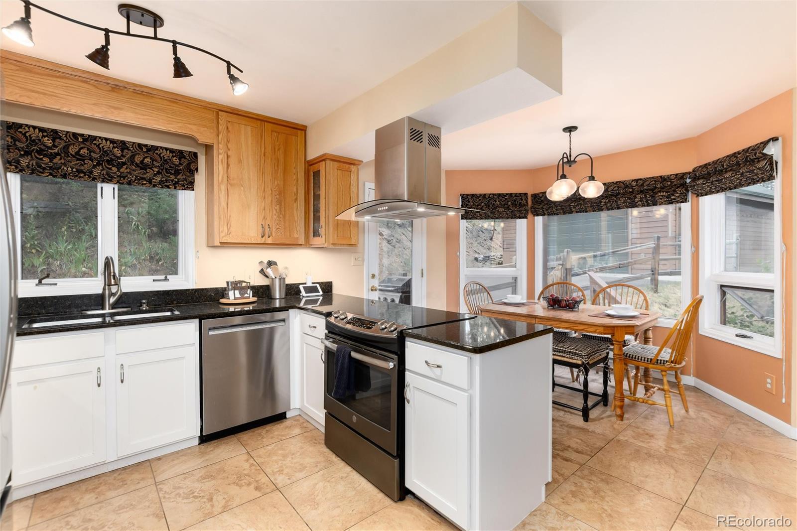 MLS Image #17 for 31673  ponderosa way,evergreen, Colorado