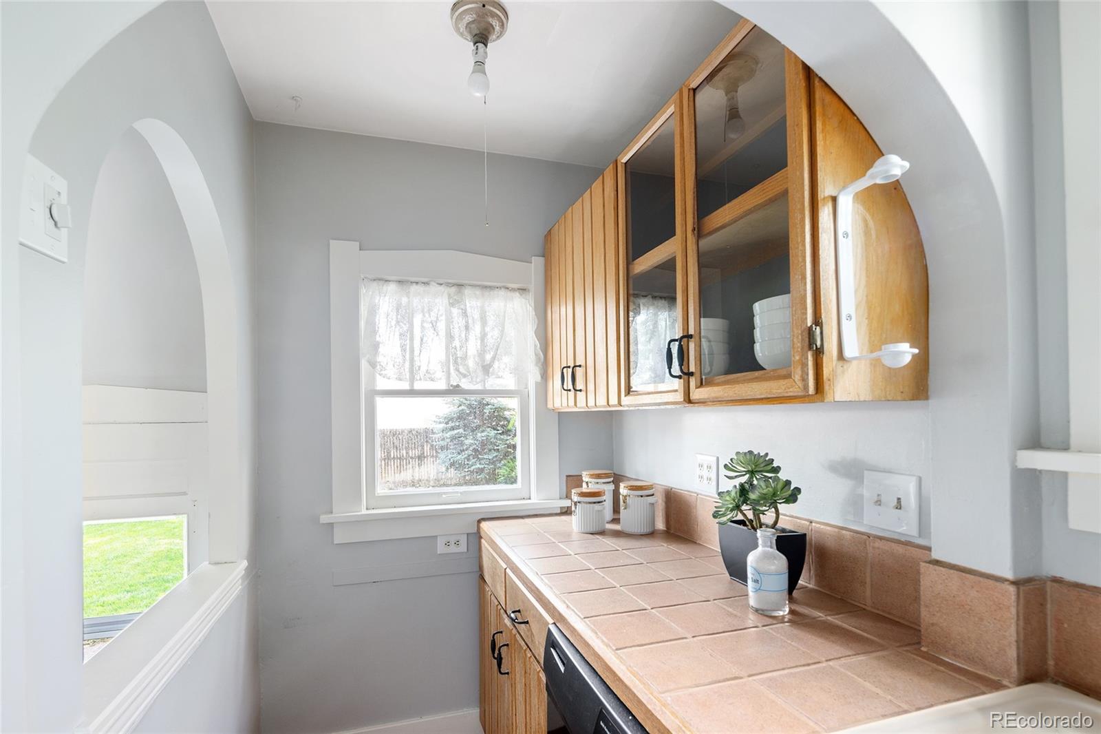 MLS Image #15 for 1838 s williams street,denver, Colorado