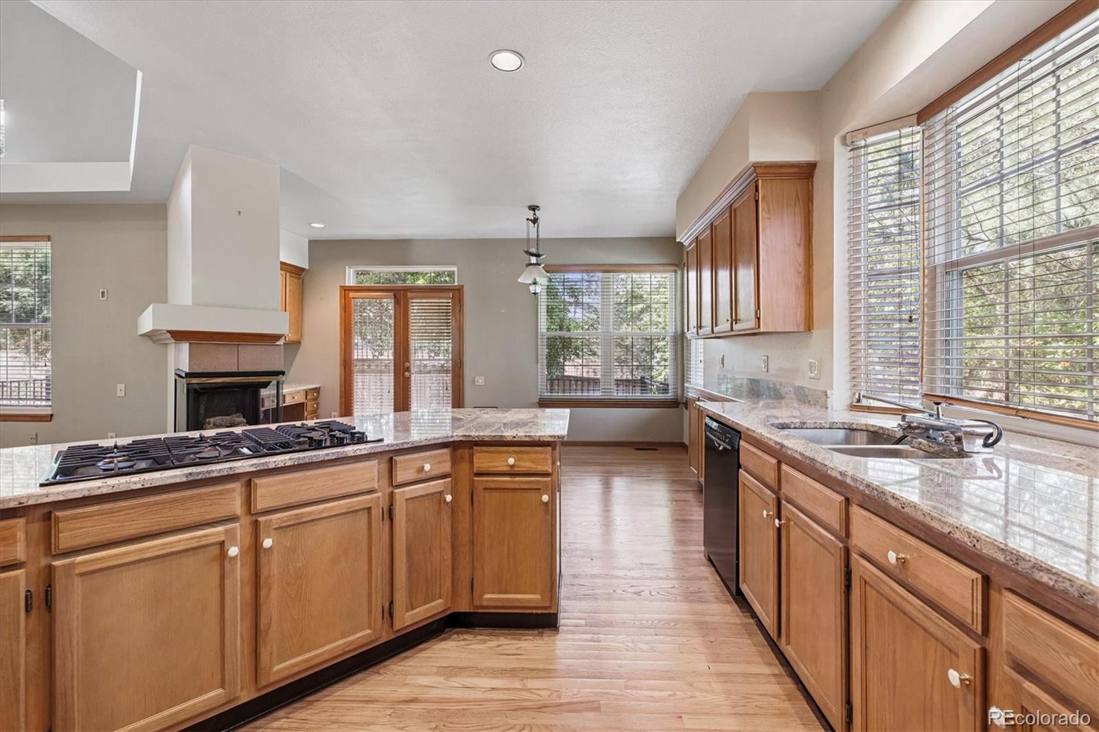 MLS Image #21 for 2364  weatherstone circle,highlands ranch, Colorado