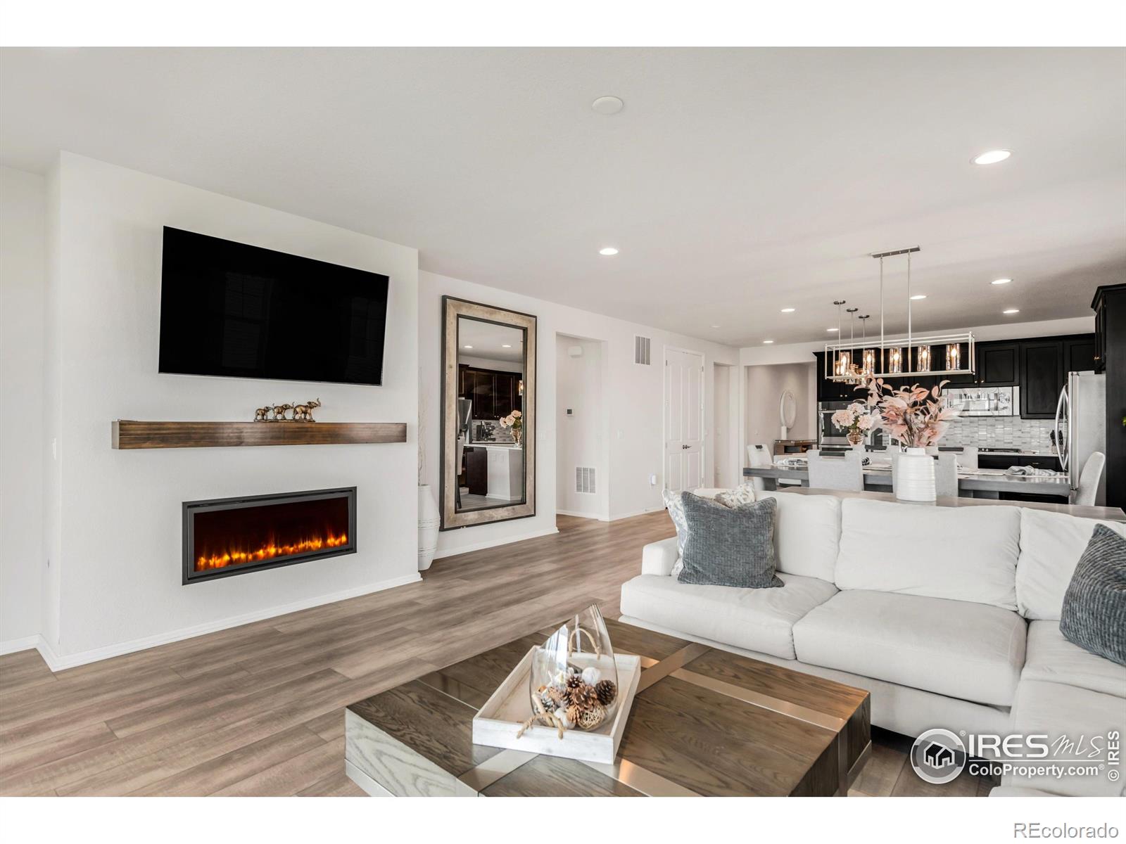 MLS Image #8 for 12697  lake port street,firestone, Colorado