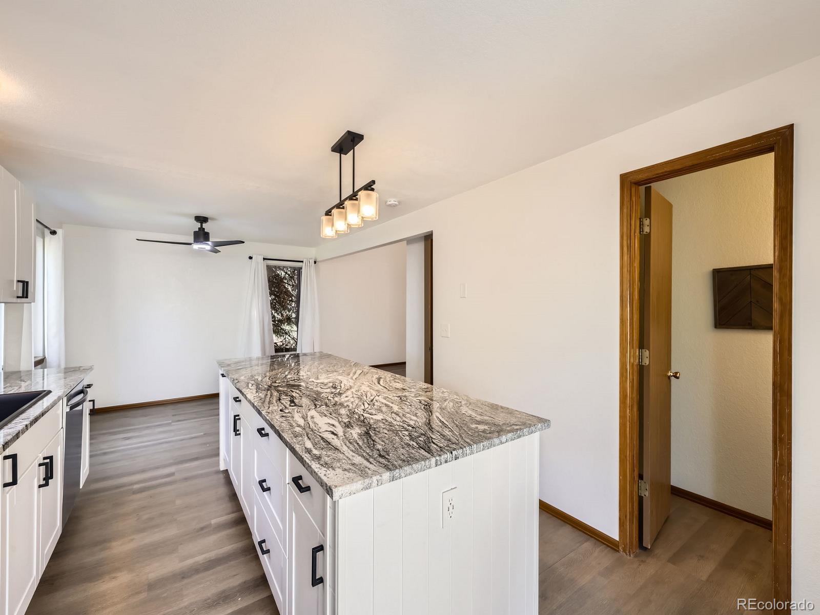 MLS Image #8 for 11375 w maplewood avenue,littleton, Colorado