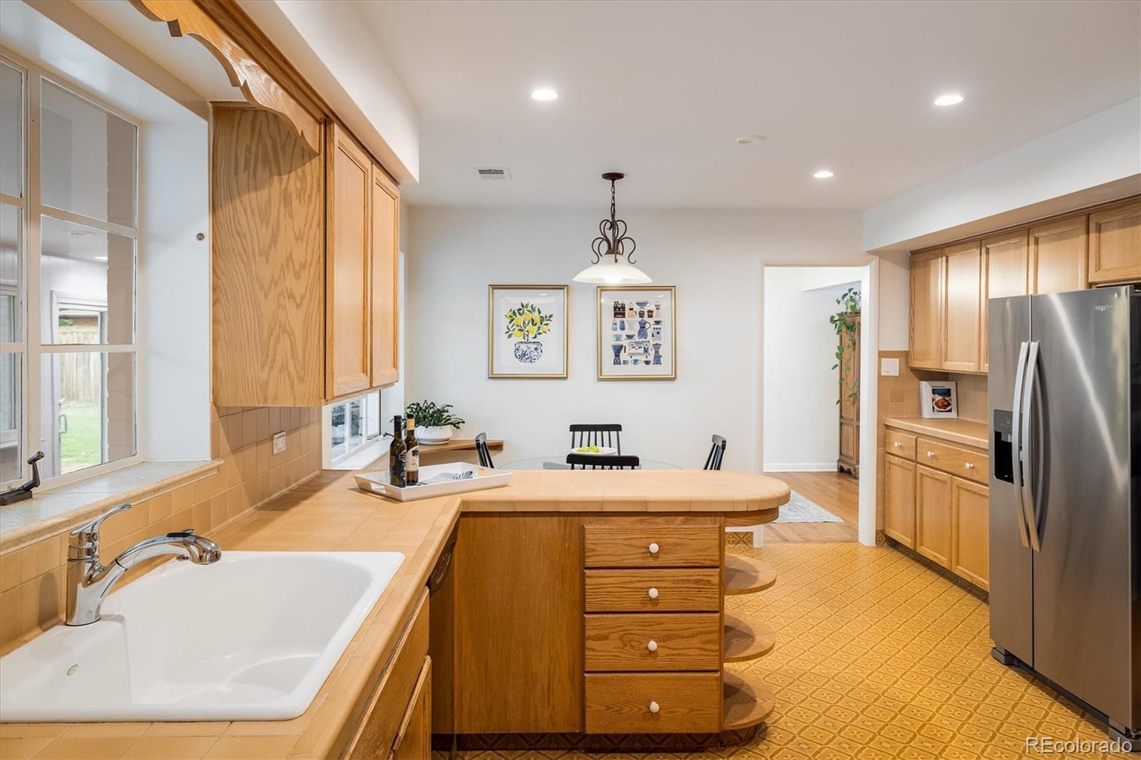 MLS Image #16 for 2605 e flora place,denver, Colorado