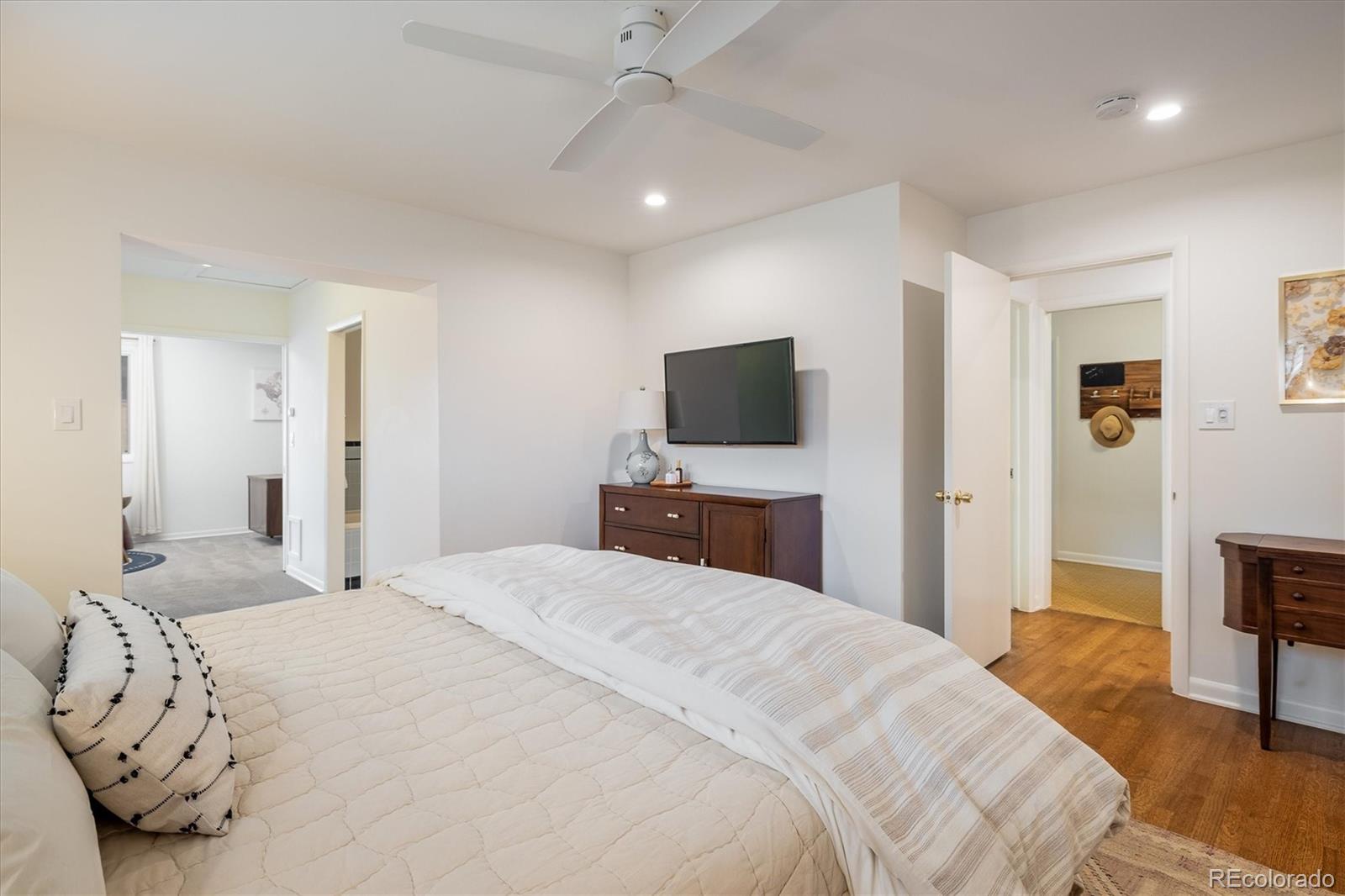 MLS Image #20 for 2605 e flora place,denver, Colorado