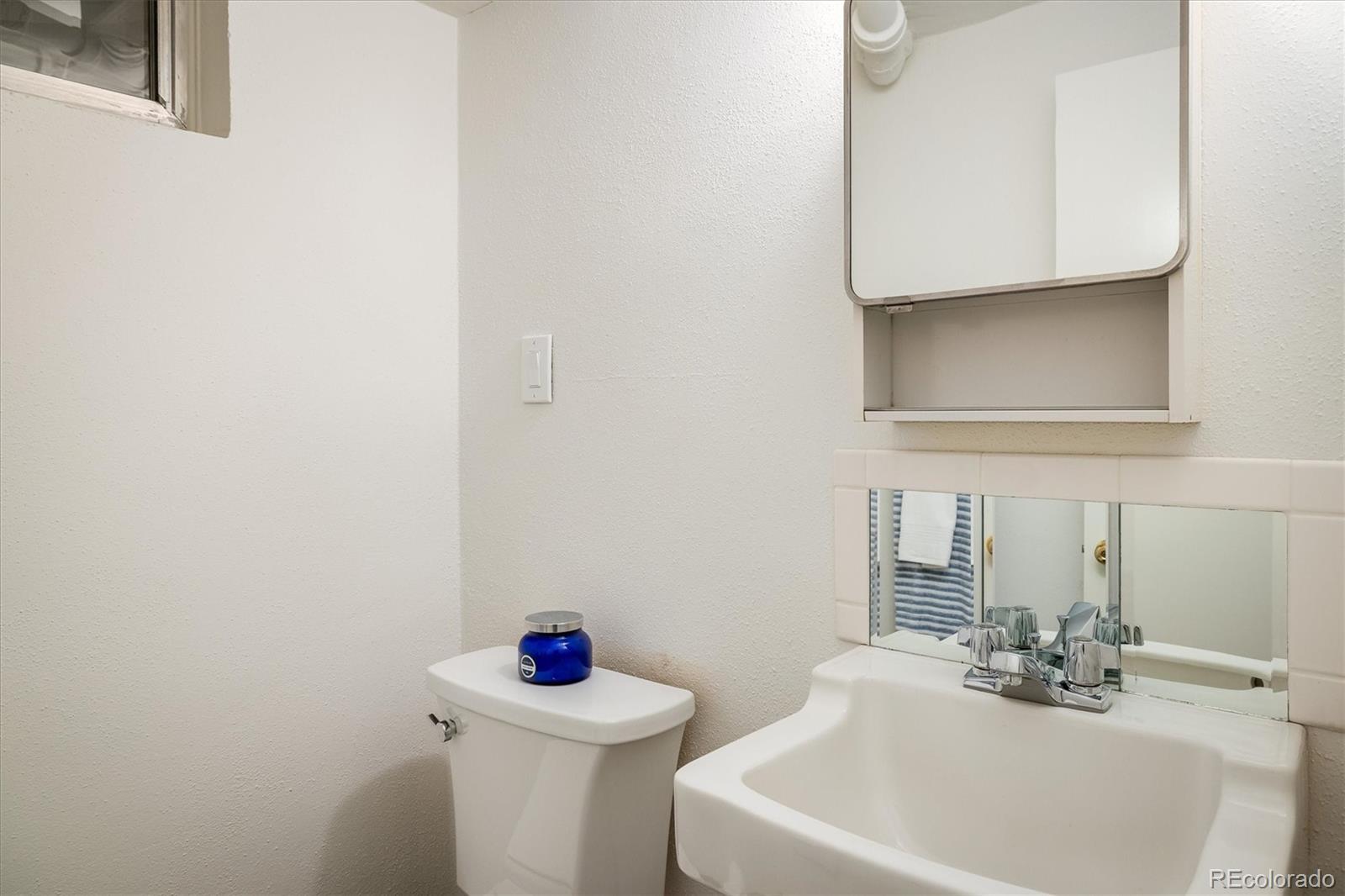 MLS Image #34 for 2605 e flora place,denver, Colorado