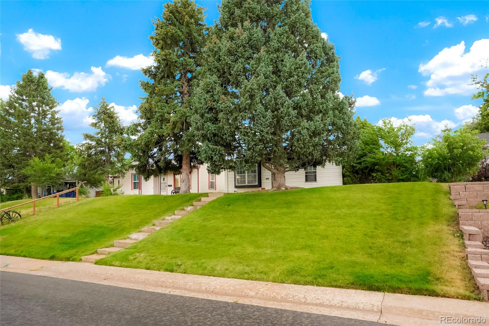 MLS Image #2 for 2732 w archer place,denver, Colorado