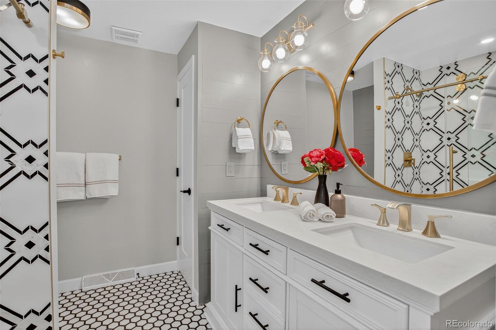MLS Image #27 for 1975 s holland court,lakewood, Colorado