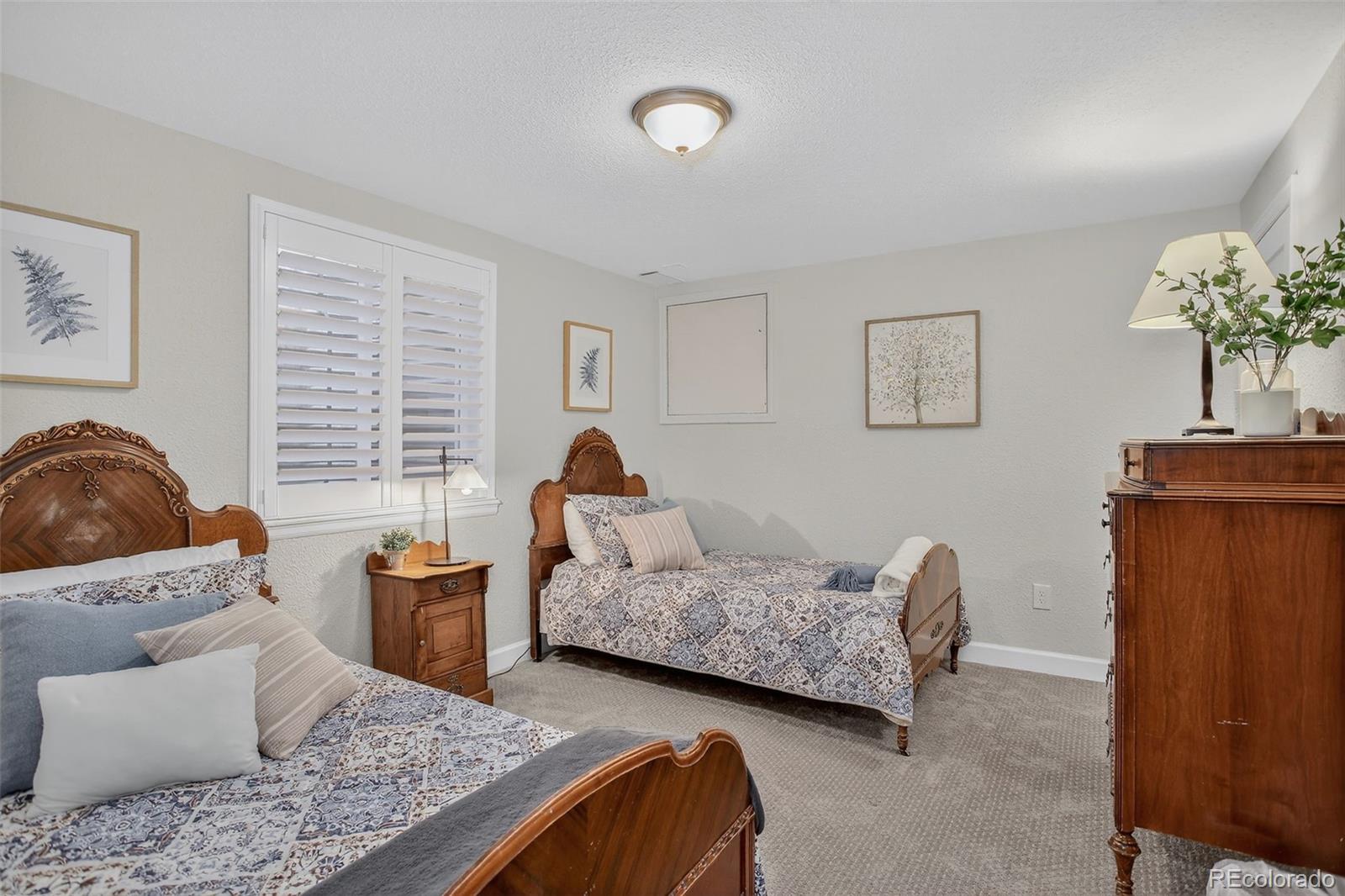 MLS Image #41 for 1975 s holland court,lakewood, Colorado