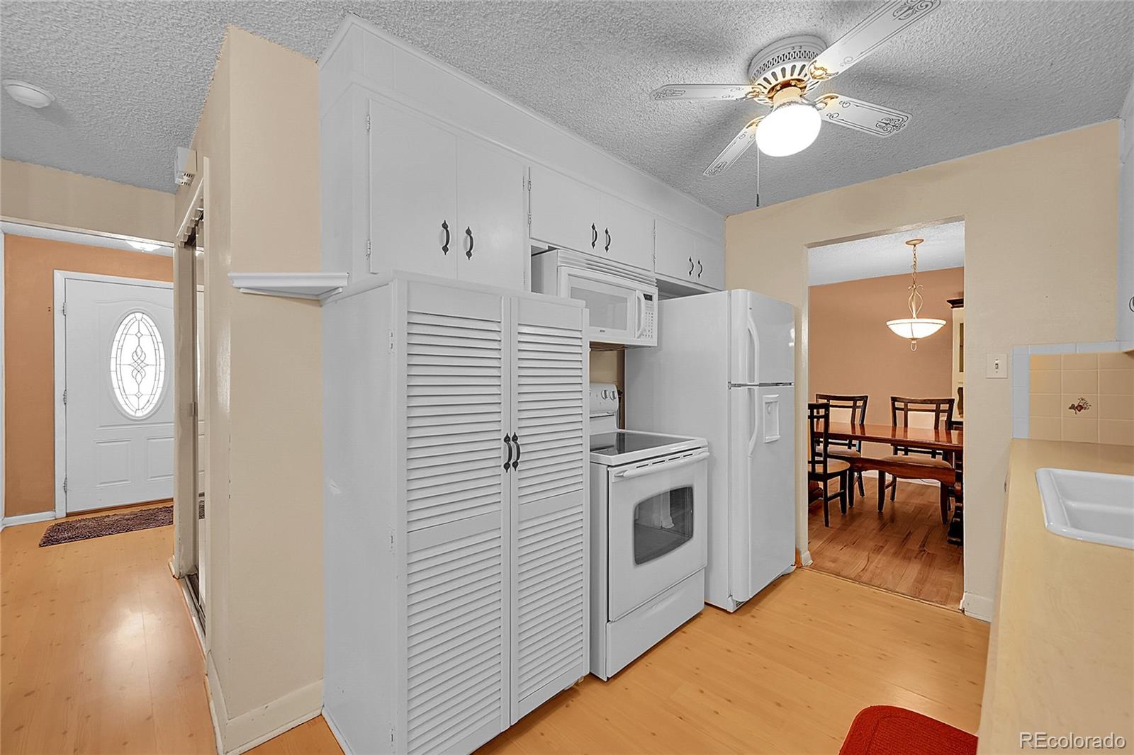 MLS Image #11 for 1920  zang street,golden, Colorado