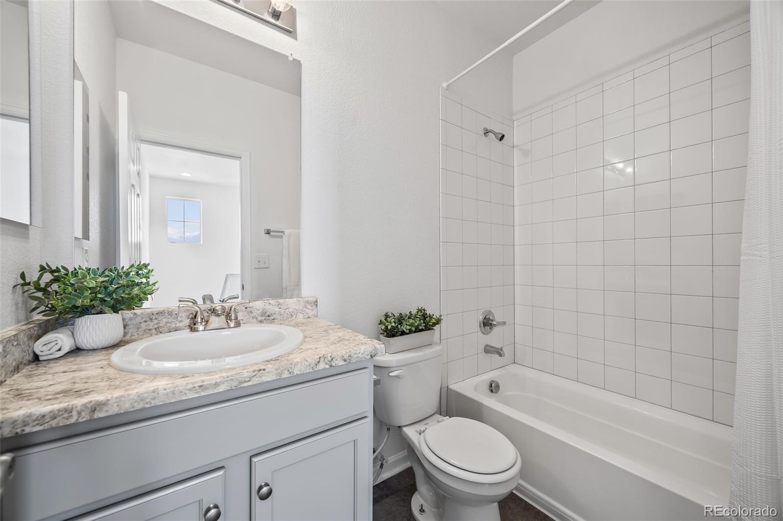 MLS Image #24 for 23633 e 5th drive,aurora, Colorado