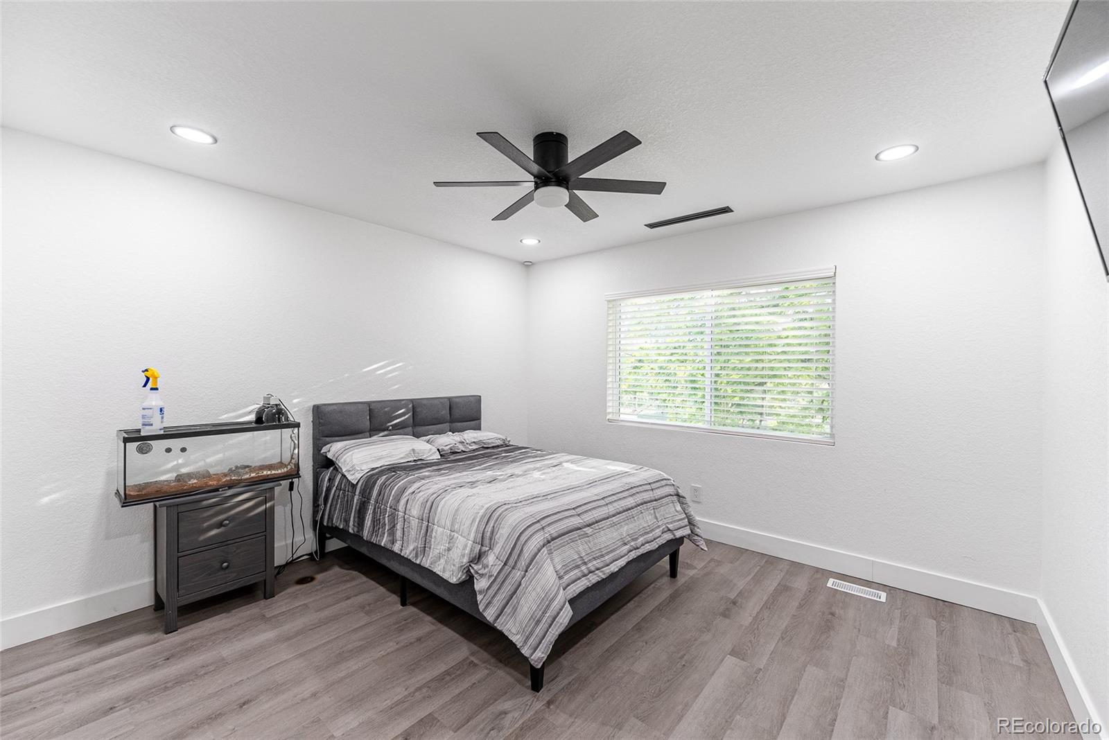 MLS Image #23 for 7302 e bates drive,denver, Colorado