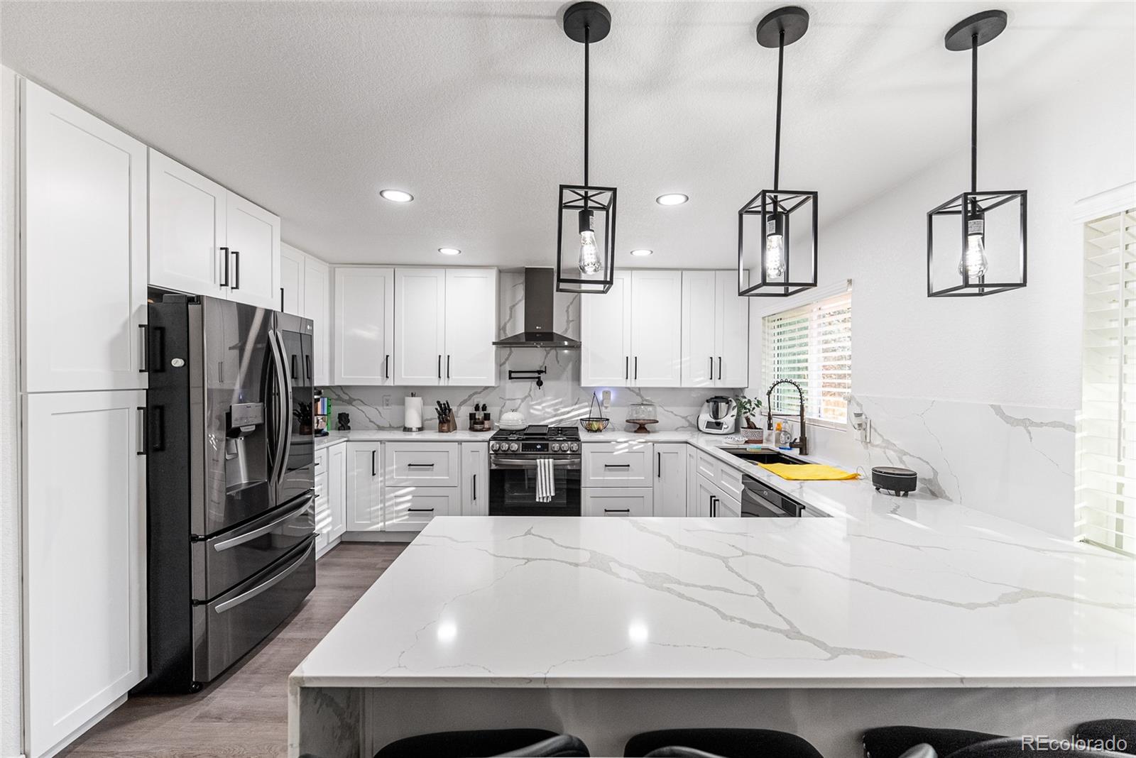 MLS Image #7 for 7302 e bates drive,denver, Colorado