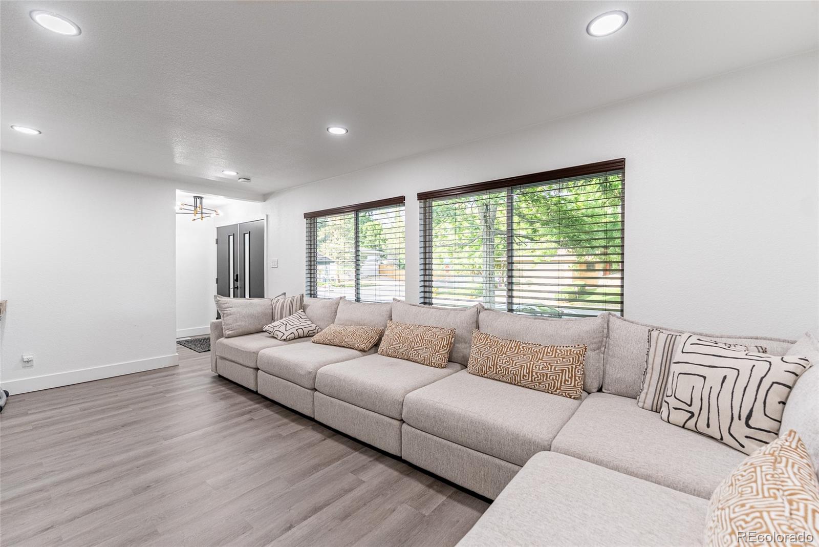 MLS Image #9 for 7302 e bates drive,denver, Colorado