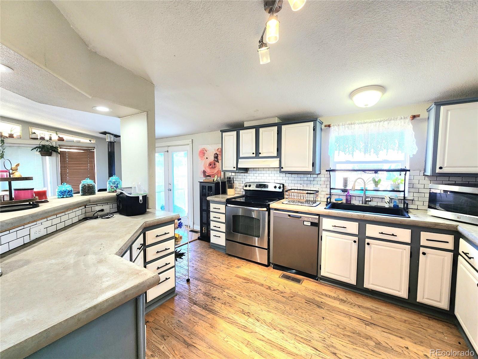 MLS Image #13 for 160  shannon court,rockvale, Colorado