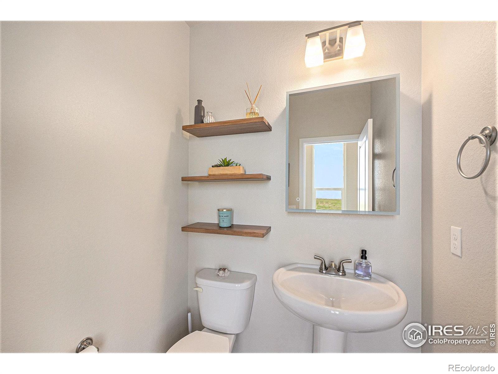 MLS Image #11 for 19239 w 88th drive,arvada, Colorado