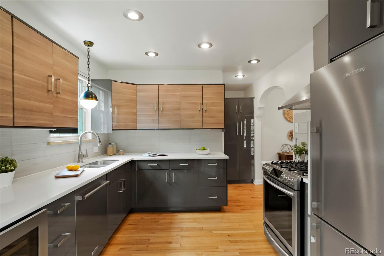 MLS Image #11 for 2227  locust street,denver, Colorado