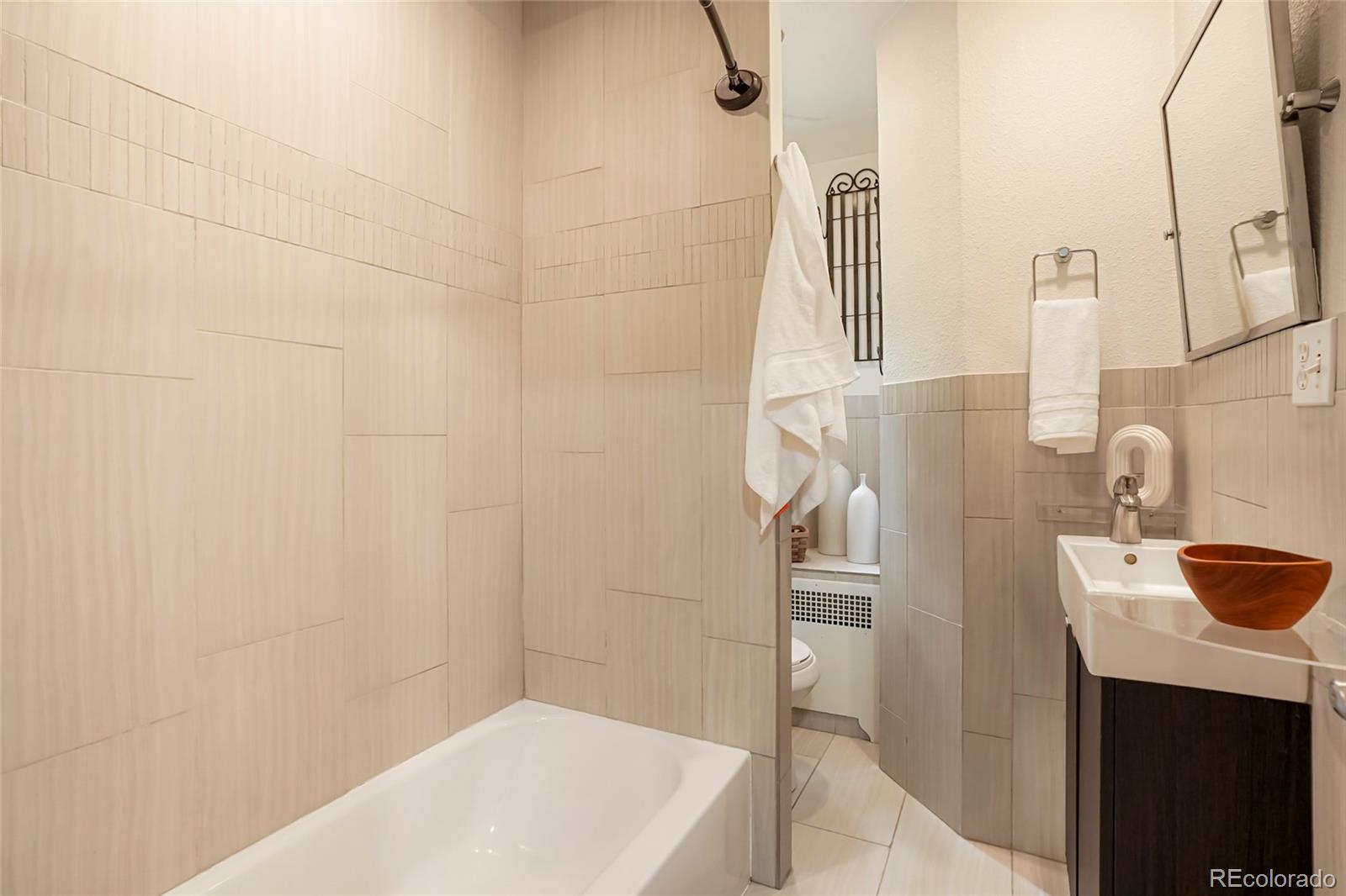 MLS Image #17 for 2227  locust street,denver, Colorado