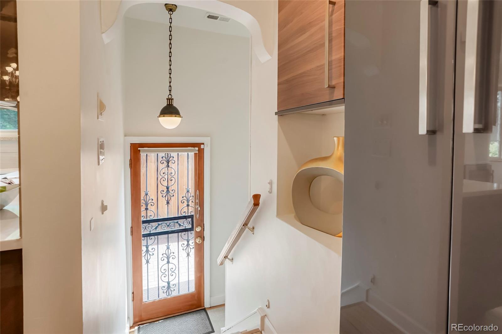 MLS Image #18 for 2227  locust street,denver, Colorado
