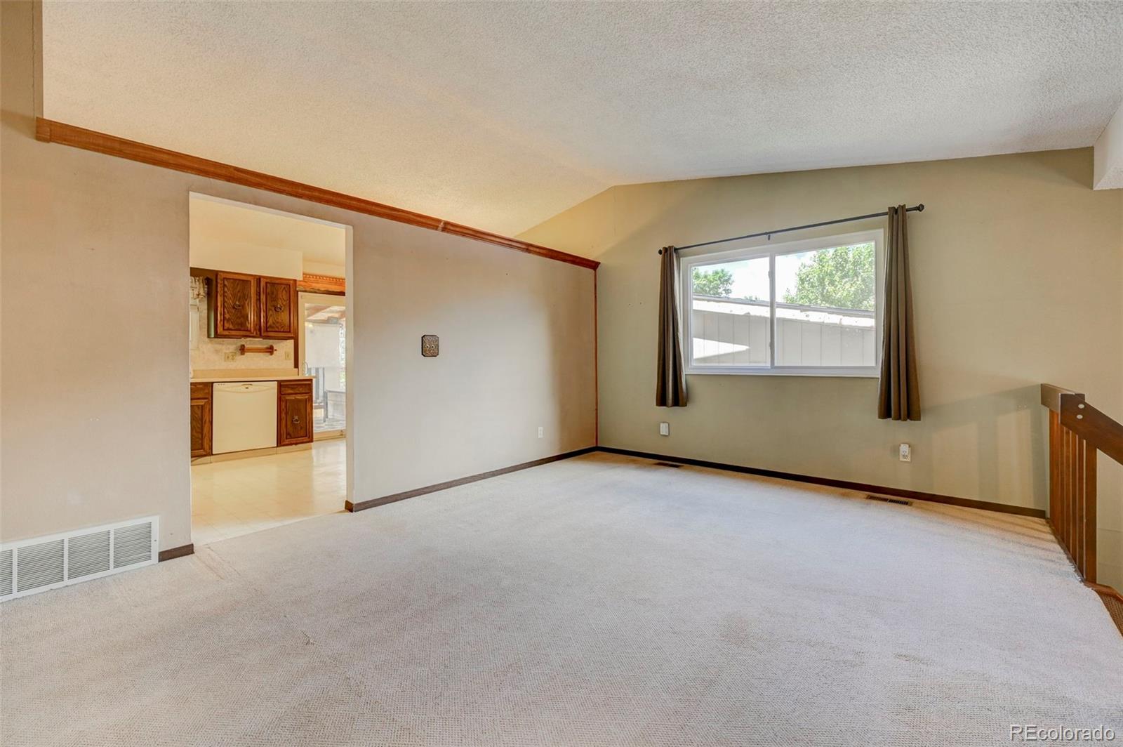 MLS Image #8 for 4738  dover drive,colorado springs, Colorado