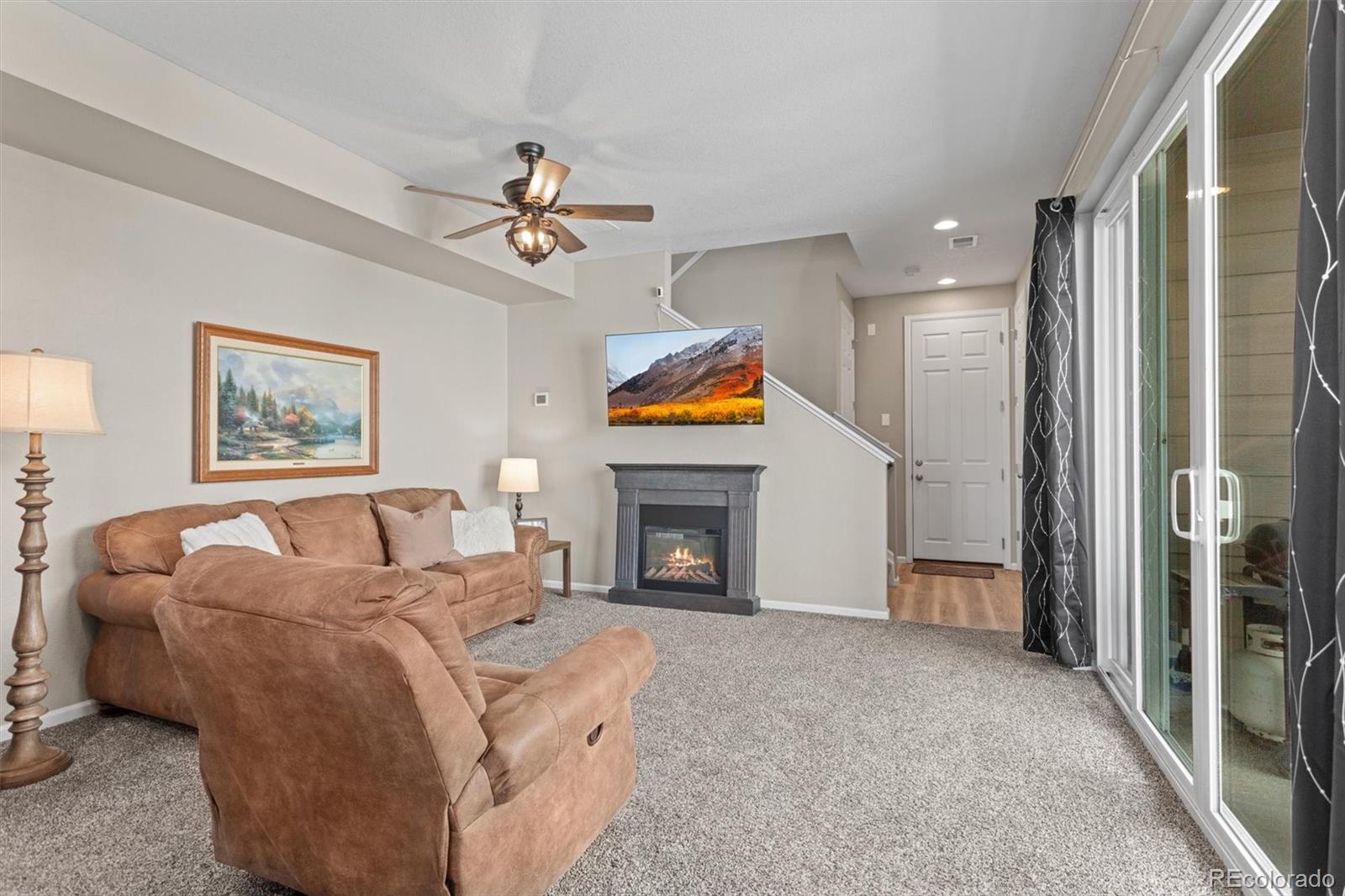 MLS Image #15 for 23534 e 5th place,aurora, Colorado
