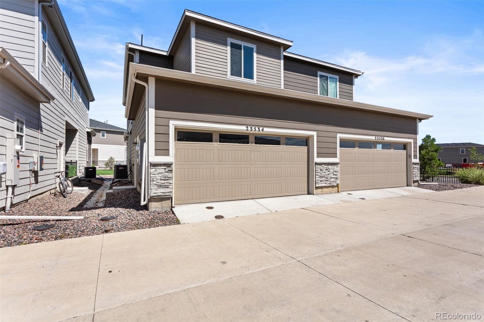 MLS Image #2 for 23534 e 5th place,aurora, Colorado