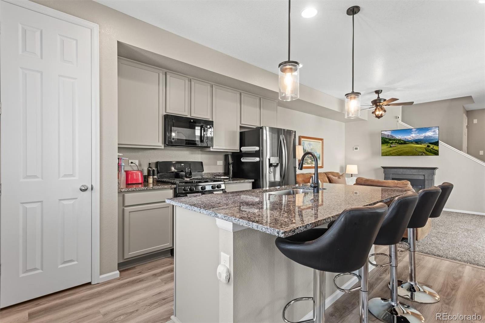 MLS Image #4 for 23534 e 5th place,aurora, Colorado
