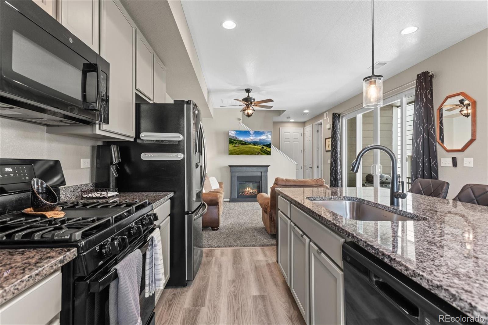 MLS Image #8 for 23534 e 5th place,aurora, Colorado