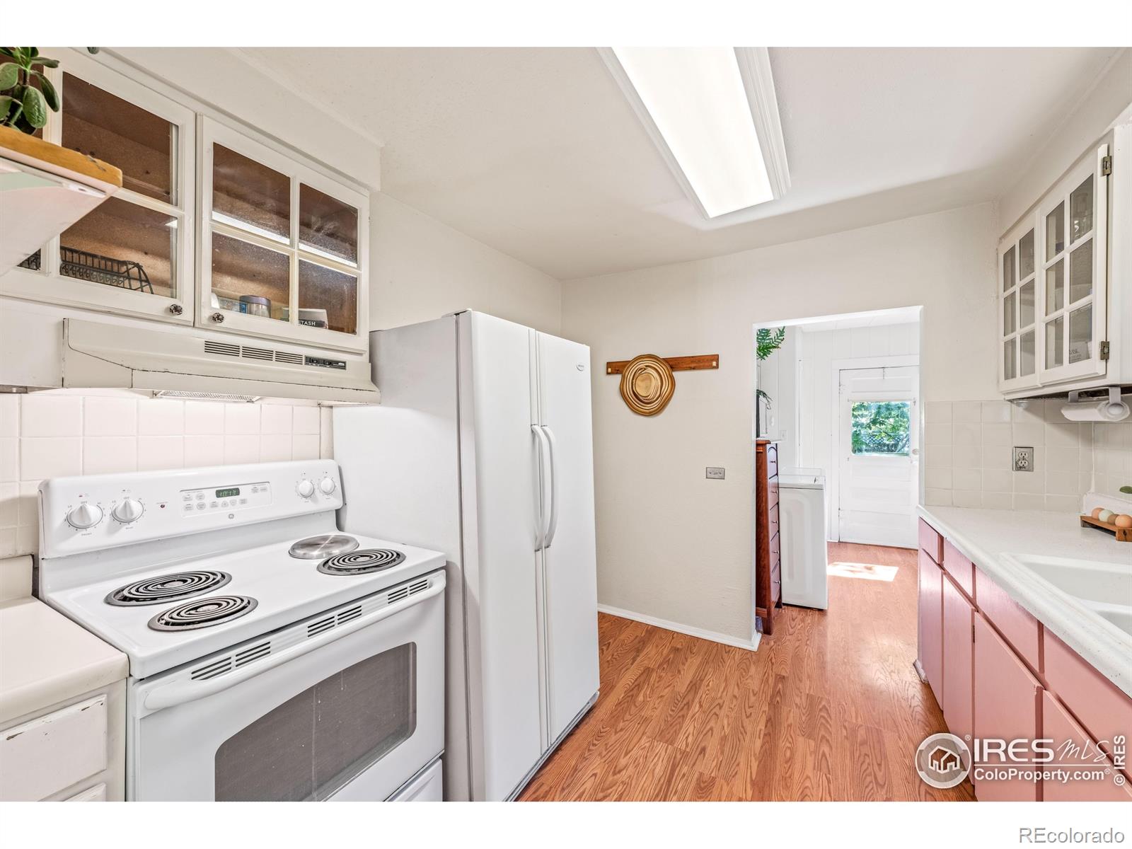MLS Image #11 for 940  gay street,longmont, Colorado