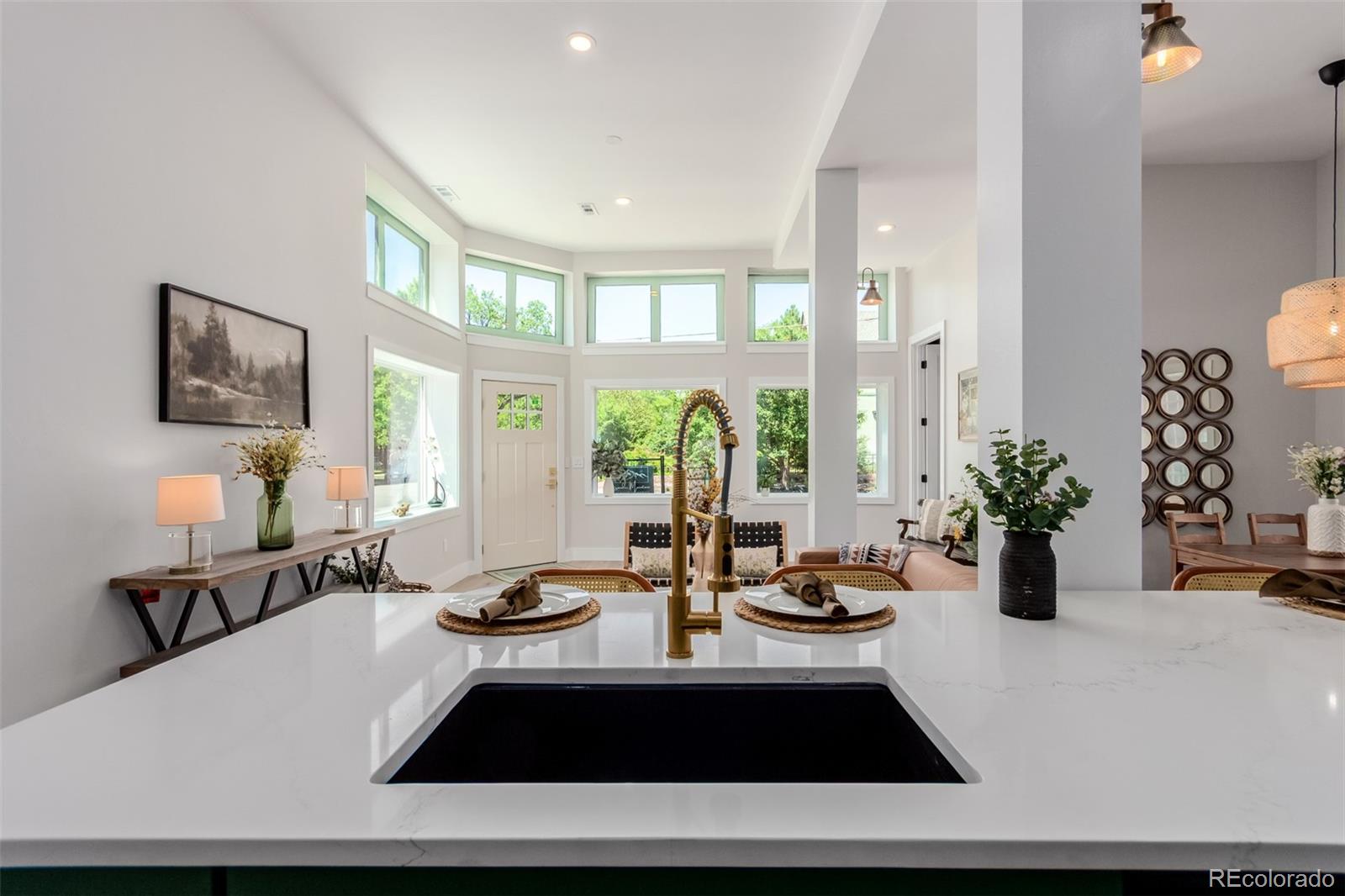 MLS Image #13 for 95 w byers place,denver, Colorado