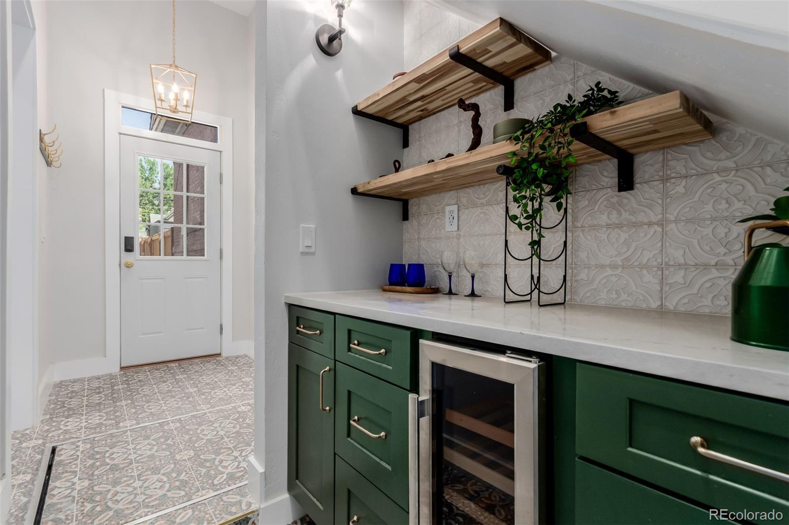 MLS Image #19 for 95 w byers place,denver, Colorado
