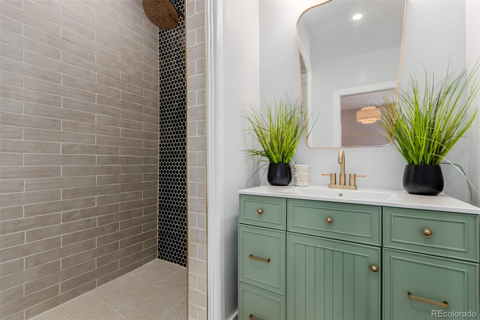MLS Image #28 for 95 w byers place,denver, Colorado