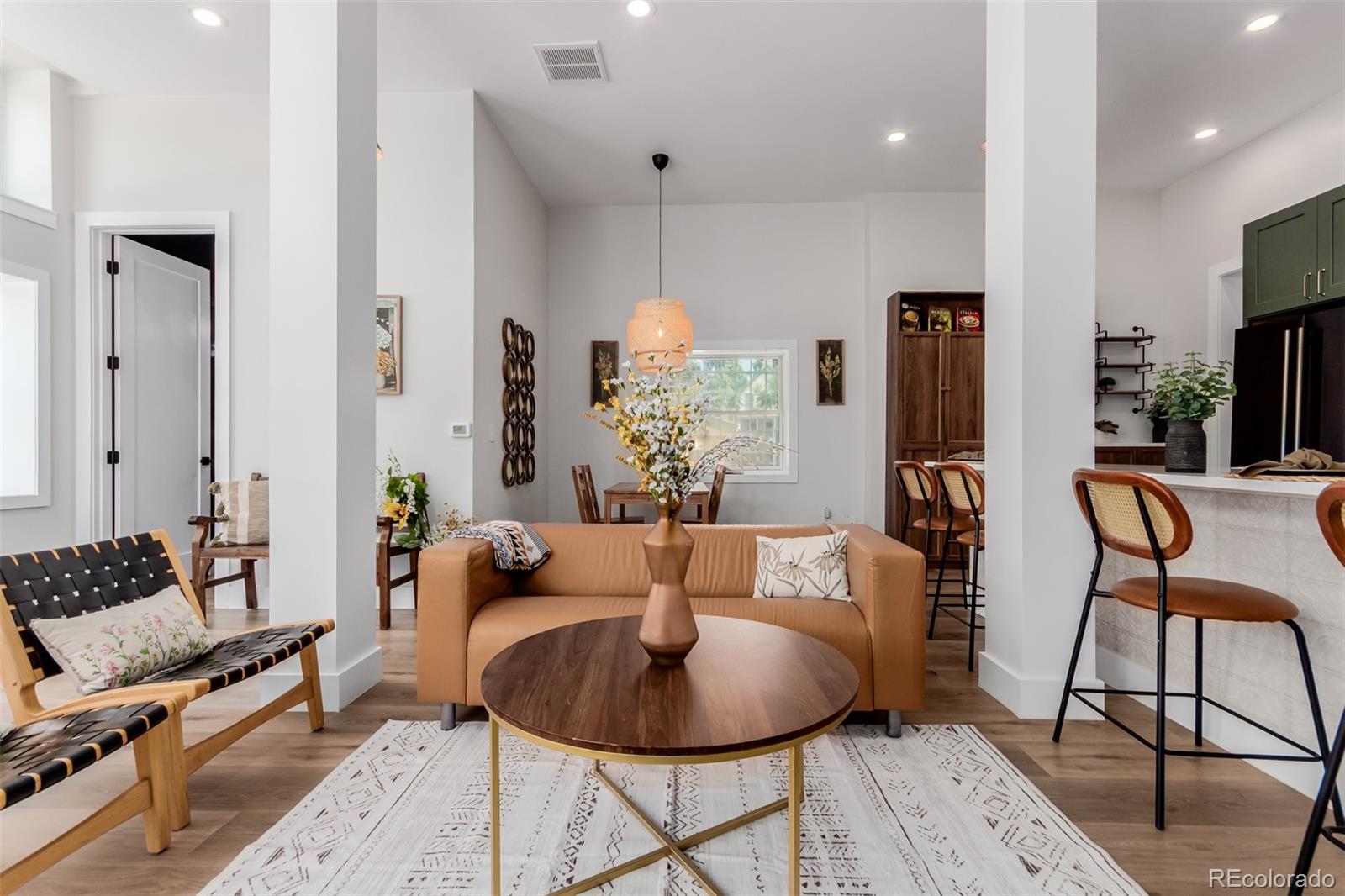 MLS Image #3 for 95 w byers place,denver, Colorado