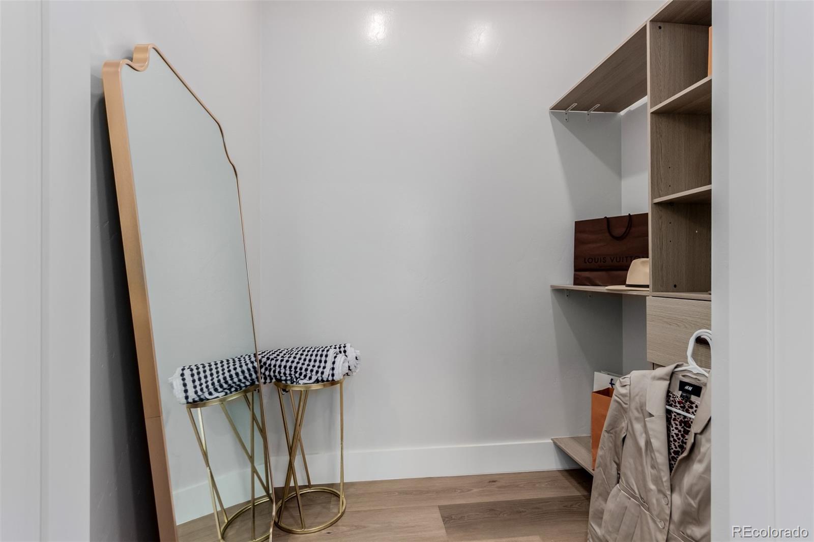 MLS Image #32 for 95 w byers place,denver, Colorado