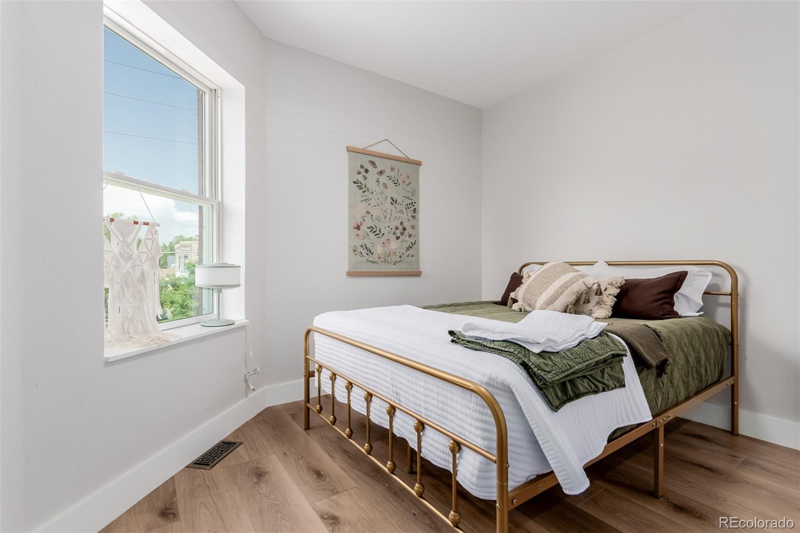 MLS Image #35 for 95 w byers place,denver, Colorado