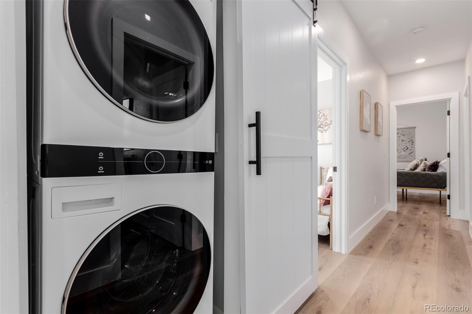 MLS Image #39 for 95 w byers place,denver, Colorado