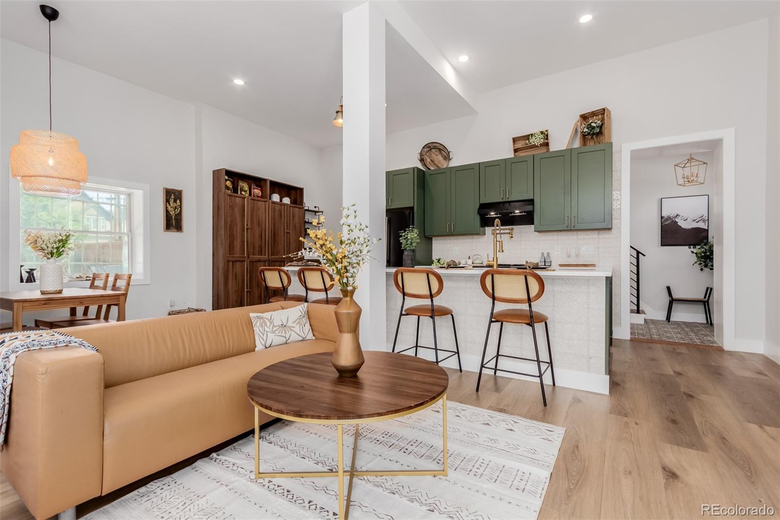 MLS Image #6 for 95 w byers place,denver, Colorado