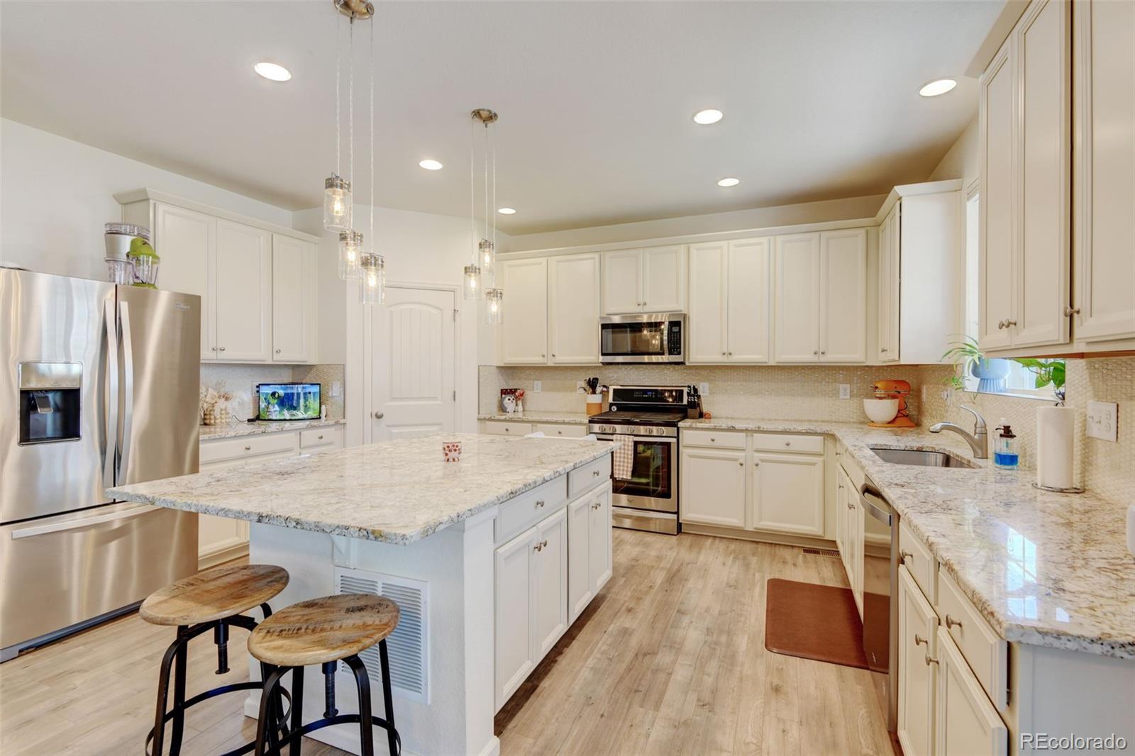 MLS Image #10 for 4863  wildflower place,dacono, Colorado
