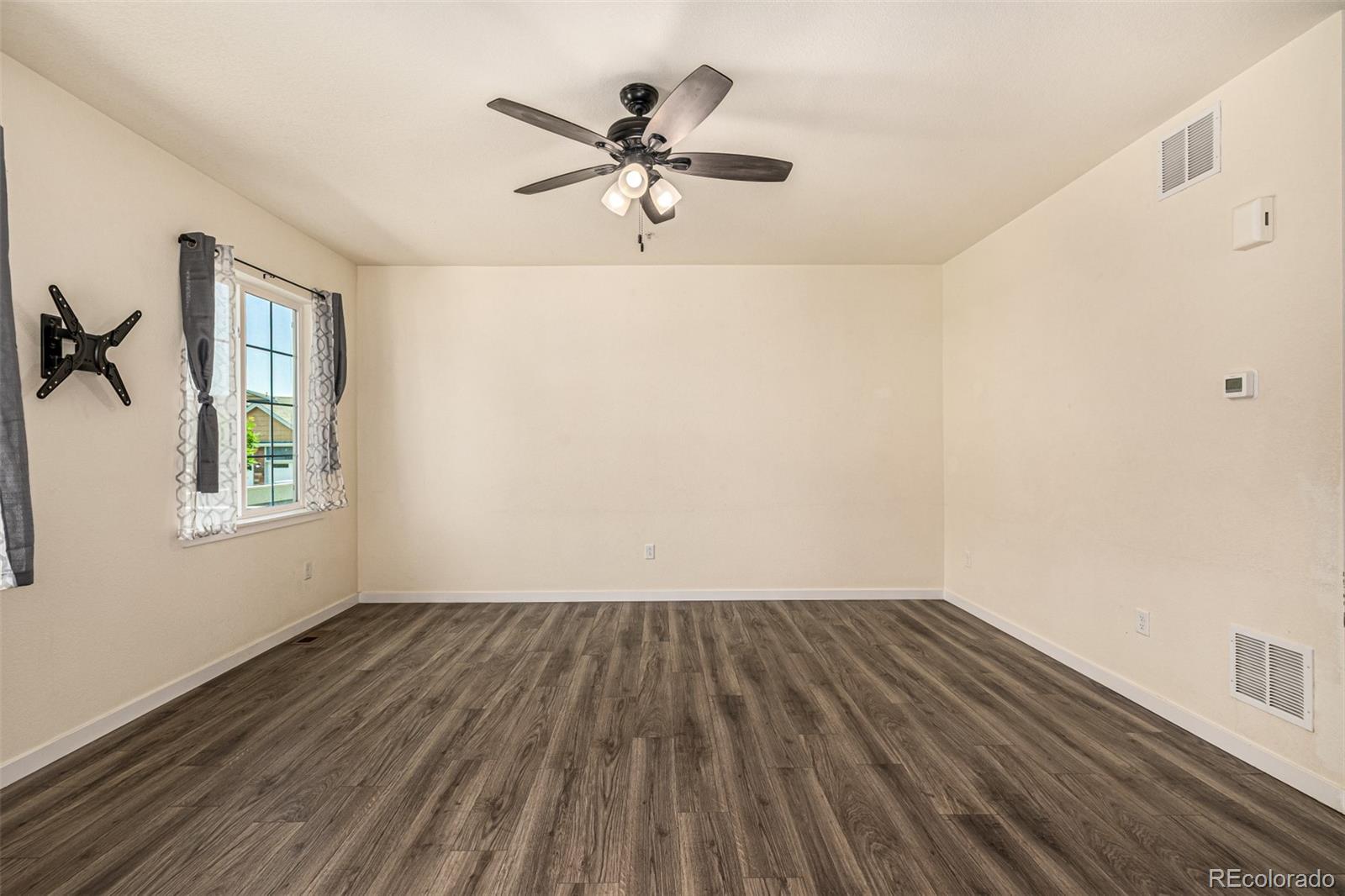 MLS Image #5 for 12892  jasmine street,thornton, Colorado