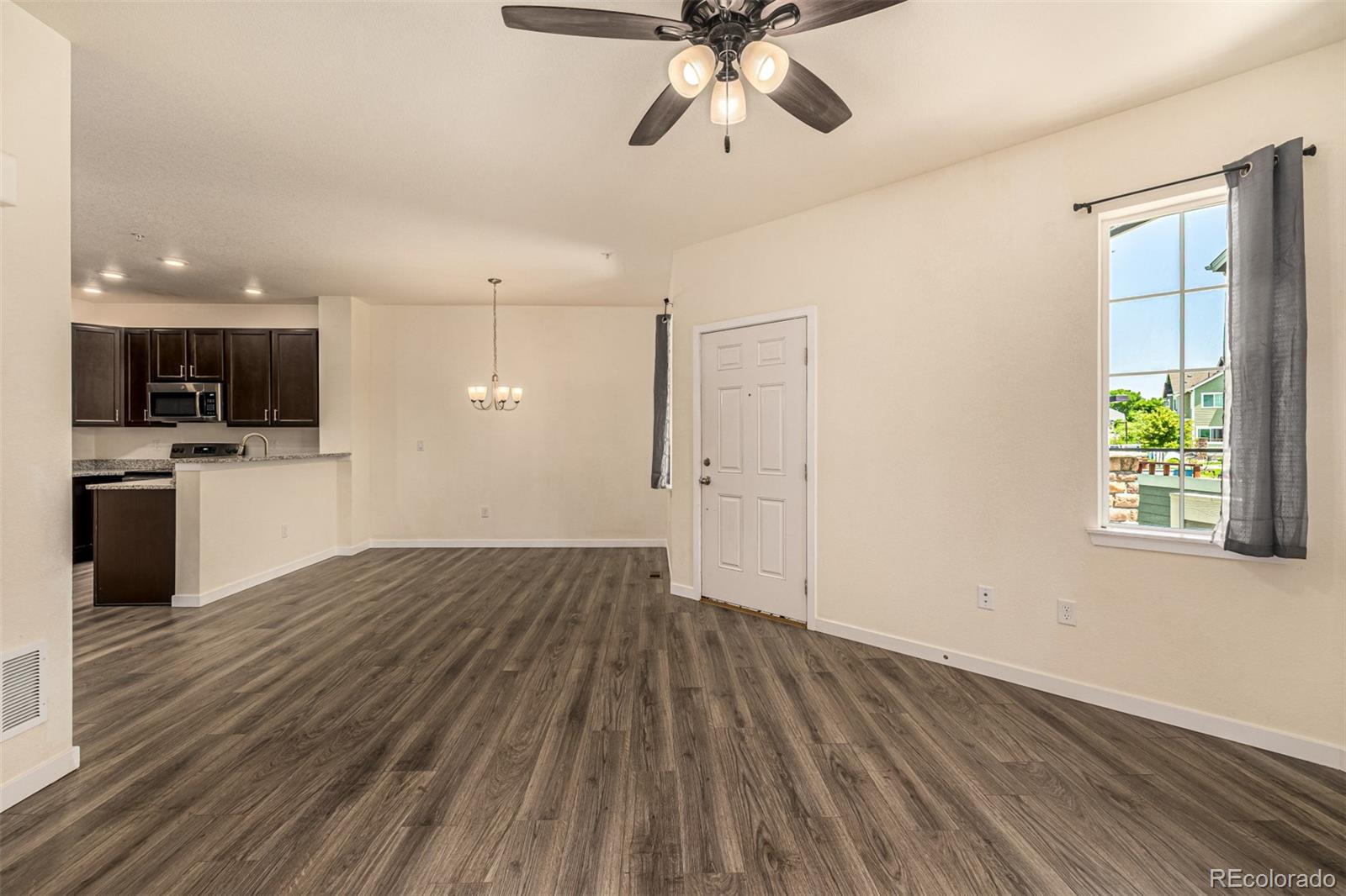 MLS Image #7 for 12892  jasmine street,thornton, Colorado