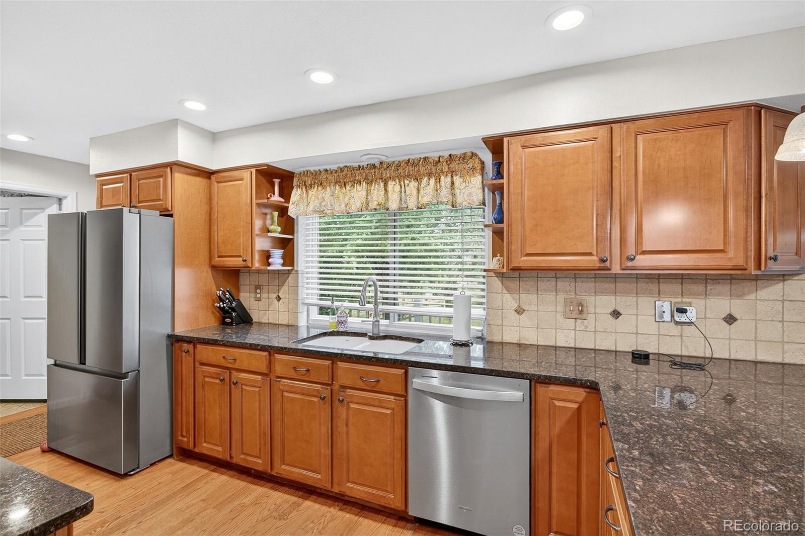 MLS Image #11 for 10328 w crestone mountain,littleton, Colorado