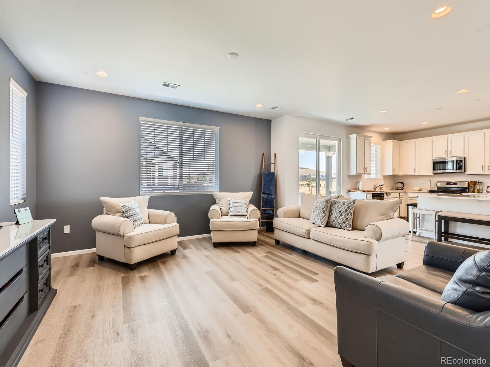 MLS Image #10 for 9054  truckee court,commerce city, Colorado